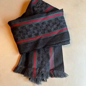 Gucci GG Black Scarf